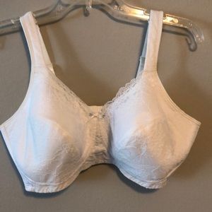 Playtex Bra 18 Hr White Lace 40E (DD) Unpadded Wire Free